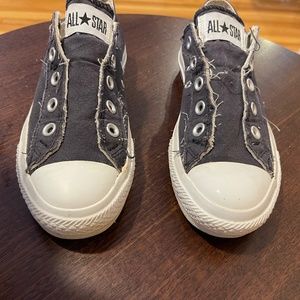 Converse All star slip on black size 3 youth/woman 5.5/6